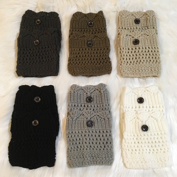 💥 CLEARANCE Crochet Knit Button Detail Boot Cuff Toppers - Picture 2 of 4